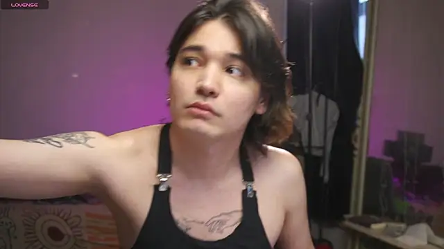 Badtwinkboys online show from 4, 5, 2026