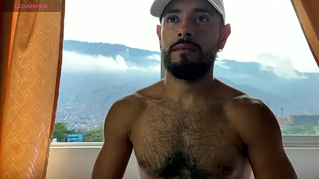 Mateobaer  online show from 11, 4, 2026