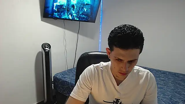 Snapshot of JUAN_CAMILOXXX chatting on 9, 3, 2026 JUAN CAMILOXXX online show from 9, 3, 2026