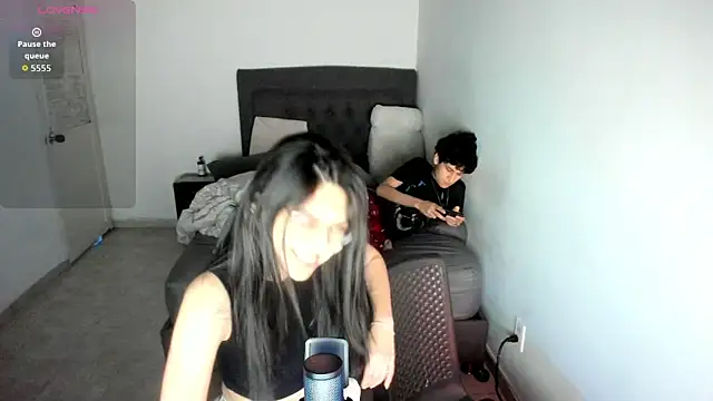 Cloebennet013 online show from 27, 4, 2026