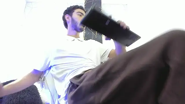 Valentin Lux online show from 8, 4, 2026