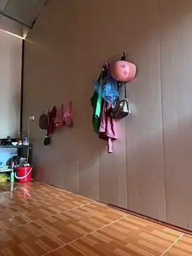 Sumi pusy online show from 21, 4, 2026