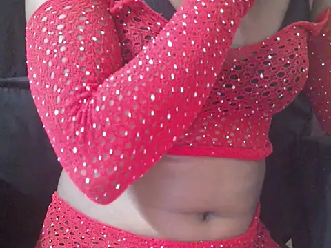 Couplehot00 online show from 10, 7, 2026