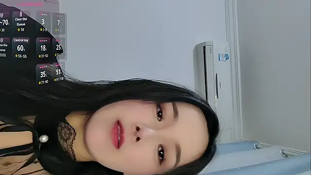 Snapshot of Yiyi-ii chatting on 9, 3, 2026 Yiyi-ii online show from 9, 3, 2026