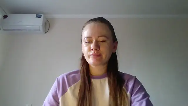 Whisper Of Desire online show from 14, 4, 2026