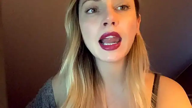 ScarlettSensitive online show from 19, 3, 2026