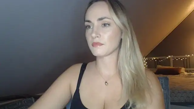 Snapshot of ScarlettSensitive chatting on 21, 7, 2026 ScarlettSensitive online show from 21, 7, 2026