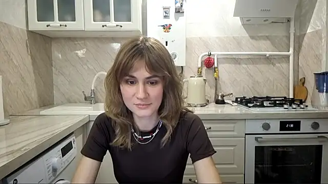 ElenoreHolguin online show from 3, 4, 2026