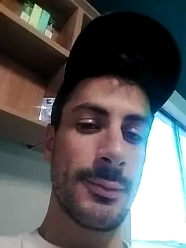 Snapshot of LiL-DRapXXX chatting on 4, 5, 2026 LiL-DRapXXX online show from 4, 5, 2026