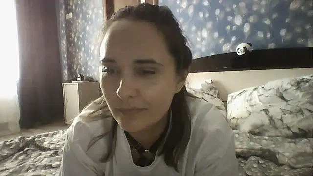 Snapshot of Alisa07qw chatting on 11, 5, 2026 Alisa07qw online show from 11, 5, 2026