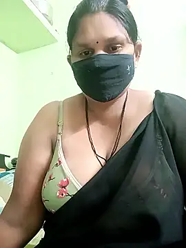 Snapshot of telugutanuja_ chatting on 5, 5, 2026 telugutanuja online show from 5, 5, 2026