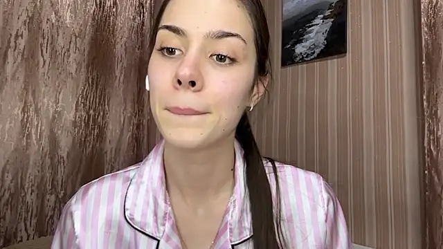 AylaLust online show from 10, 4, 2026