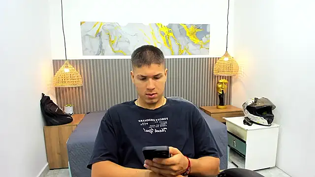 Snapshot of AlessandroFranco chatting on 12, 6, 2026 AlessandroFranco online show from 12, 6, 2026
