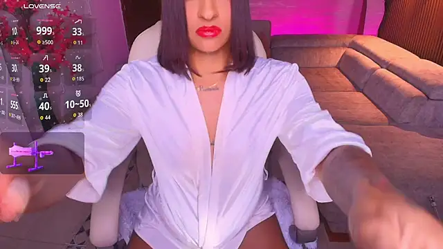 Snapshot of Brianna_harper chatting on 8, 7, 2026 Brianna harper online show from 8, 7, 2026