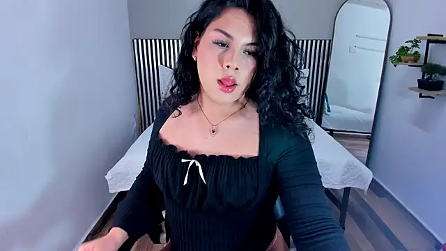 Snapshot of Alisson_Pinkey chatting on 1, 4, 2026 Alisson Pinkey online show from 1, 4, 2026