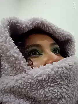 Liily Foxxy online show from 7, 4, 2026