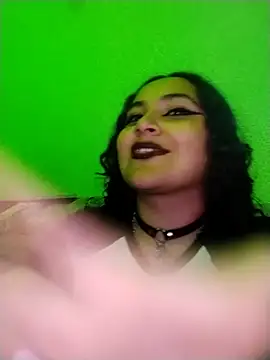Snapshot of Liily_Foxxy chatting on 4, 6, 2026 Liily Foxxy online show from 4, 6, 2026