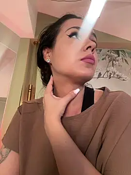 Snapshot of AnneRey chatting on 5, 7, 2026 AnneRey online show from 5, 7, 2026