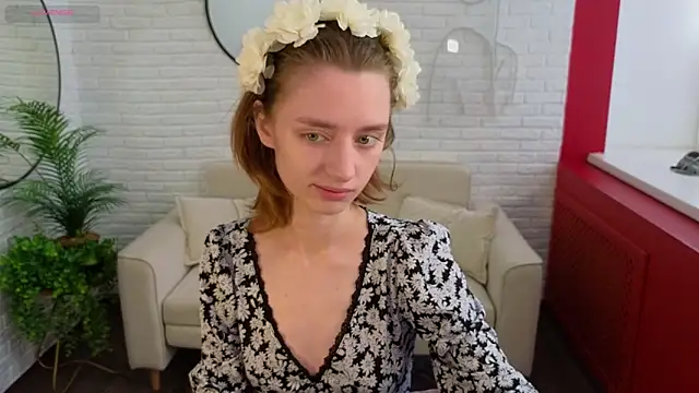 Pretty Victoria online show from 12, 6, 2026