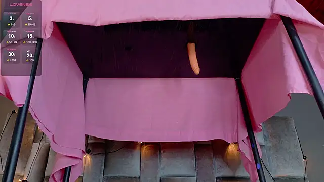 Meganlove   online show from 24, 4, 2026