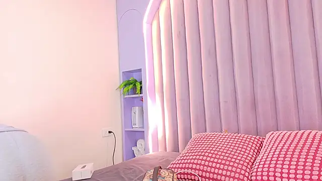 Snapshot of Meganlove__ chatting on 10, 7, 2026 Meganlove online show from 10, 7, 2026