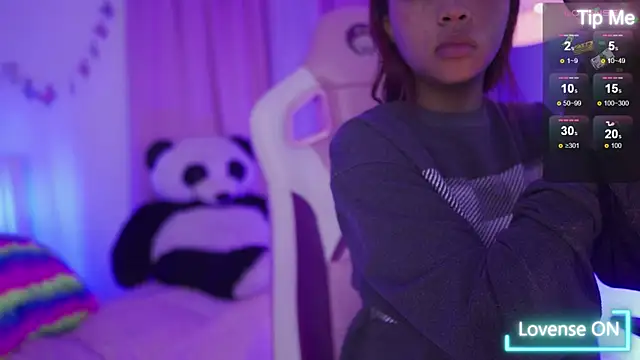 nahomy 2308 online show from 16, 4, 2026