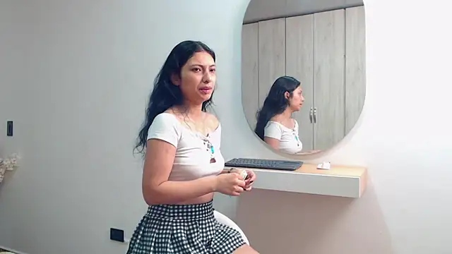 Tamar4 f00x online show from 9, 4, 2026