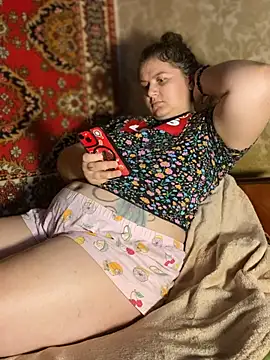 Snapshot of Nenssy555 chatting on 26, 6, 2026 Nenssy555 online show from 26, 6, 2026