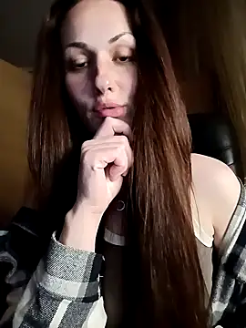 LunaCrystall online show from 19, 4, 2026