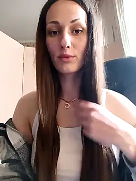 LunaCrystall online show from 23, 4, 2026