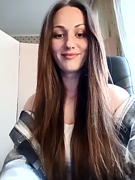 LunaCrystall online show from 28, 4, 2026