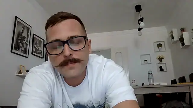 Snapshot of yanick931 chatting on 1, 6, 2026 yanick931 online show from 1, 6, 2026