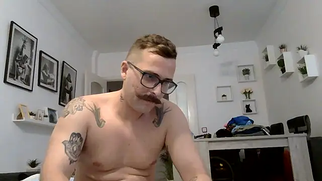 yanick931 online show from 23, 7, 2026