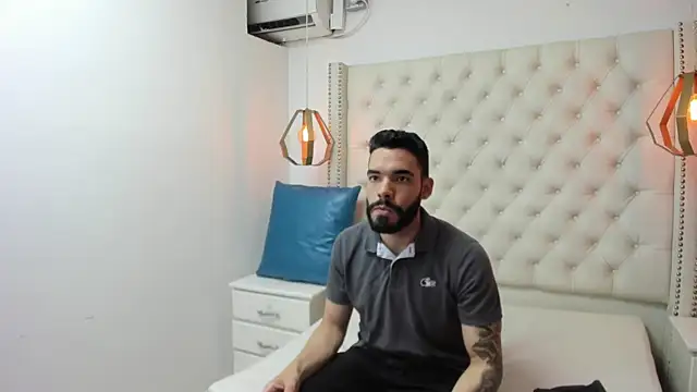 JEAN LEWIS2 online show from 14, 4, 2026