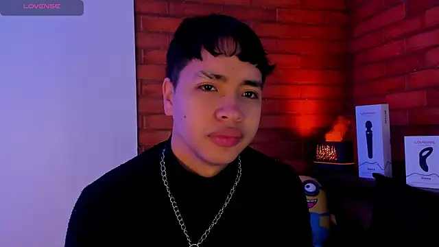 Lee Colee online show from 9, 4, 2026