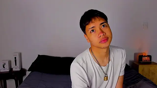 Lee Colee online show from 28, 4, 2026