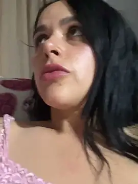 leila moretti online show from 5, 4, 2026