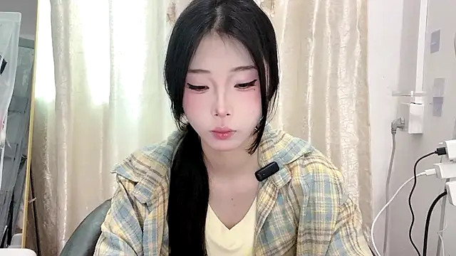 yiyibaby2026 online show from 26, 3, 2026