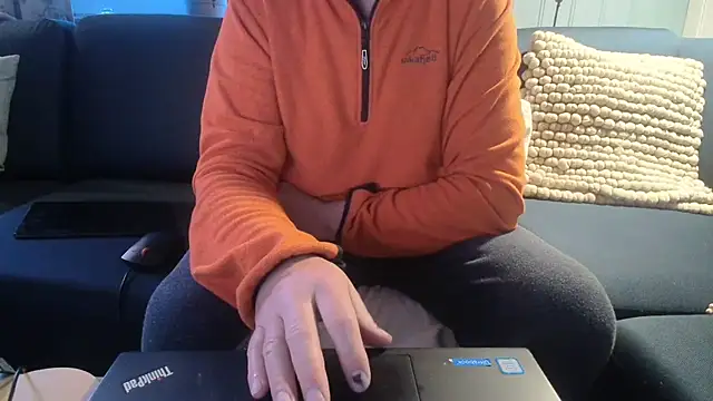 Snapshot of Buggemann chatting on 6, 6, 2026 Buggemann online show from 6, 6, 2026