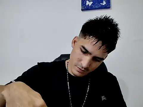 Snapshot of Christopher_Harris_ chatting on 5, 5, 2026 Christopher Harris online show from 5, 5, 2026