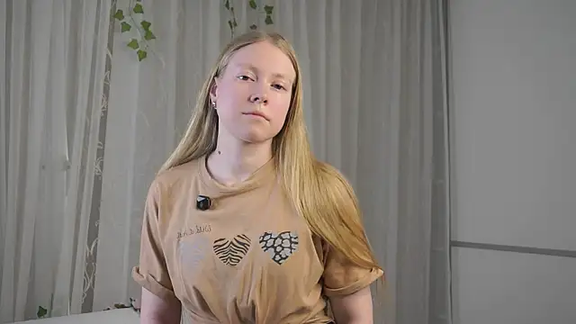 LashandaDevoto online show from 27, 3, 2026