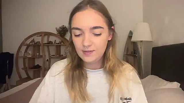RoxyWet online show from 24, 6, 2026
