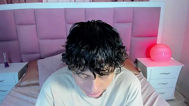 Snapshot of chico_medusa chatting on 27, 5, 2026 chico medusa online show from 27, 5, 2026