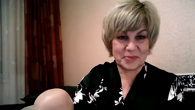 Snapshot of TatkaYang chatting on 16, 5, 2026 TatkaYang online show from 16, 5, 2026