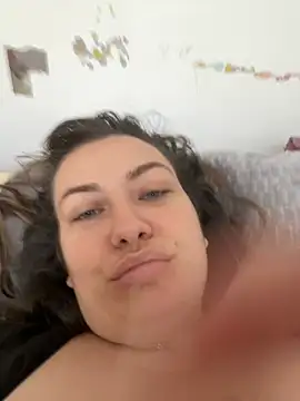 SweetCurvess online show from 12, 5, 2026