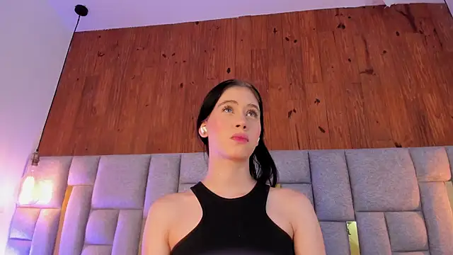 Snapshot of saraa_joness_ chatting on 28, 7, 2026 saraa joness online show from 28, 7, 2026