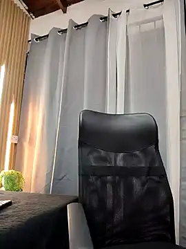 Snapshot of Oliver_bigblack_cock chatting on 6, 5, 2026 Oliver bigblack cock online show from 6, 5, 2026