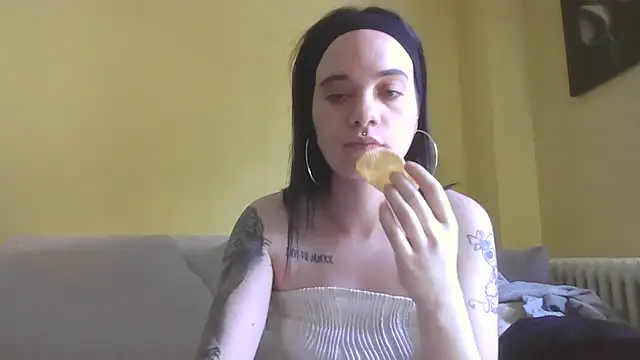 Snapshot of anastasia-evans chatting on 22, 4, 2026 anastasia-evans online show from 22, 4, 2026