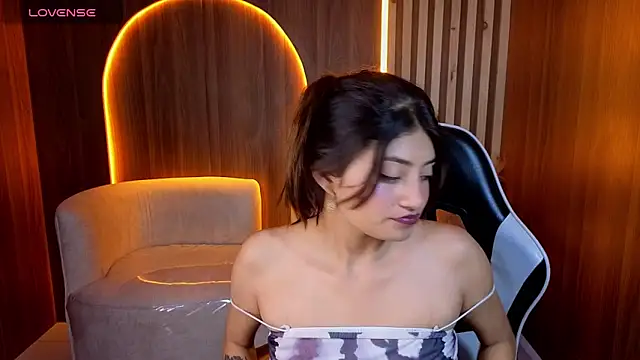 Snapshot of Lia_queen_tx chatting on 16, 5, 2026 Lia queen tx online show from 16, 5, 2026