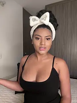 karlymonroe online show from 18, 3, 2026